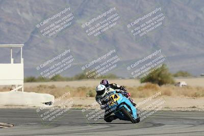 media/Oct-04-2025-CVMA (Sat) [[408bcdd6e4]]/Race 10-Amateur Supersport Middleweight/